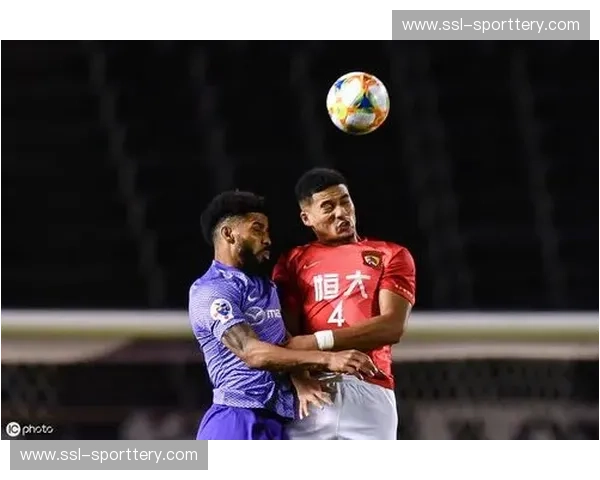 广岛三箭六场仅失三球 严密防守体系成晋级关键保障 广岛三箭六场仅失三球 严密防守体系成晋级关键保障